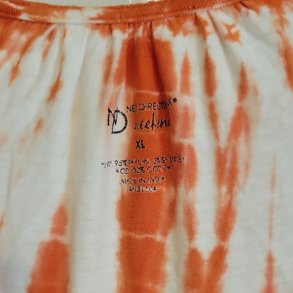 New Directions SzXL Vibrant Orange White Tie-Dye Scoop Neck Crochet Sleeve - Picture 2 of 4